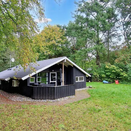 8 Person In Melby-by Traum Holiday home *